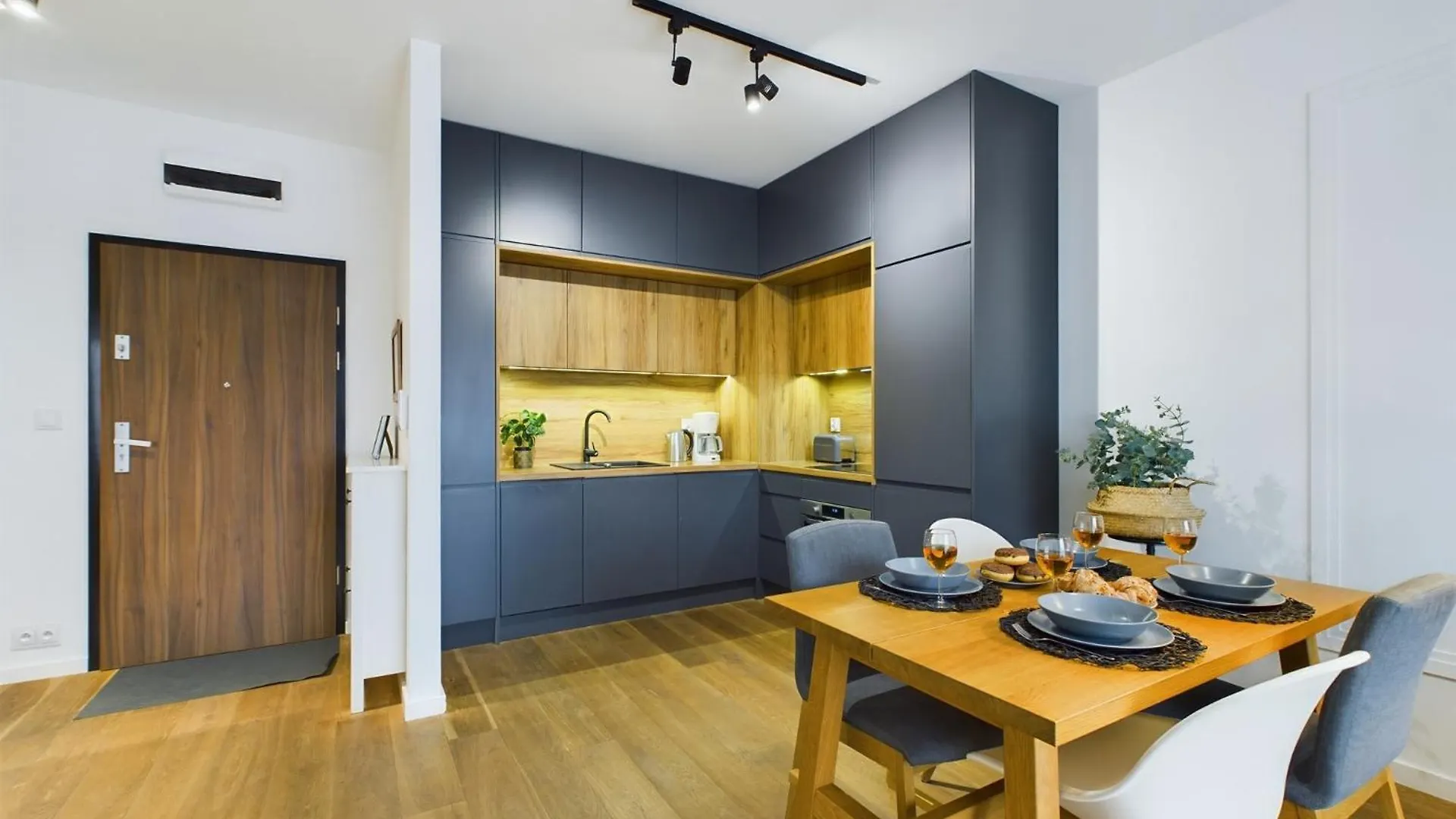 Apartments Go Rakowicka By Noclegi Renters Cracovie